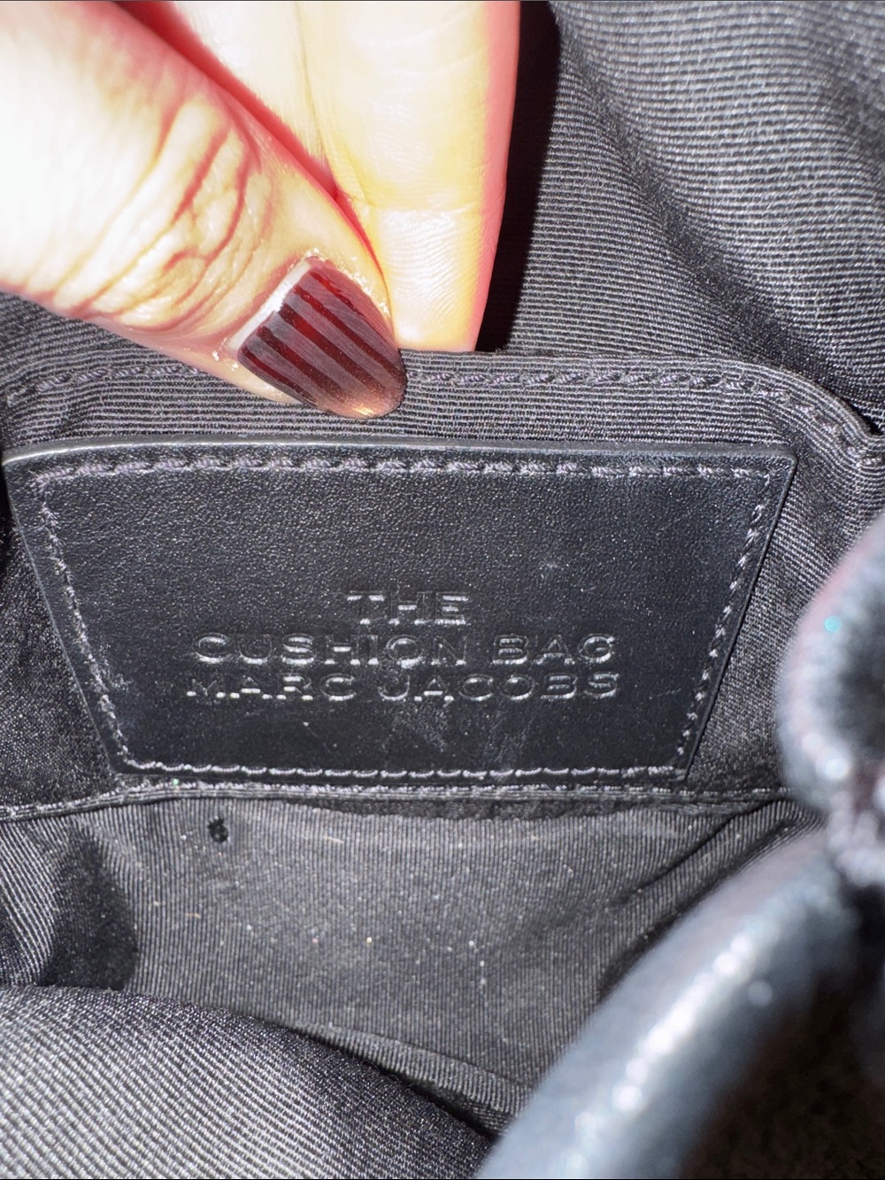 Marc Jacobs- The Cushion Bag - Picture 12 of 13